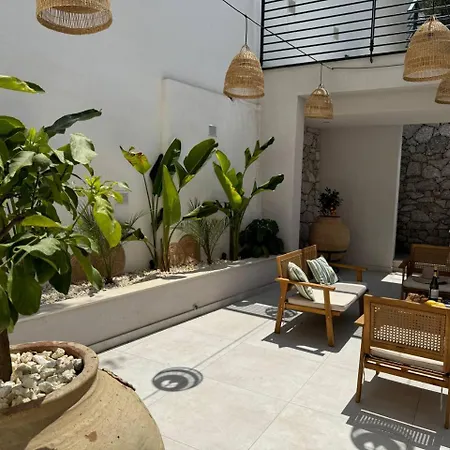 Ada Casa de Férias